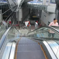 Rolltreppe abwärts: http://www.youtube.com/watch?v=RRnarzqARoY